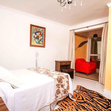 Hotel Cabana Suica غواراتوبا الغرفة الصورة