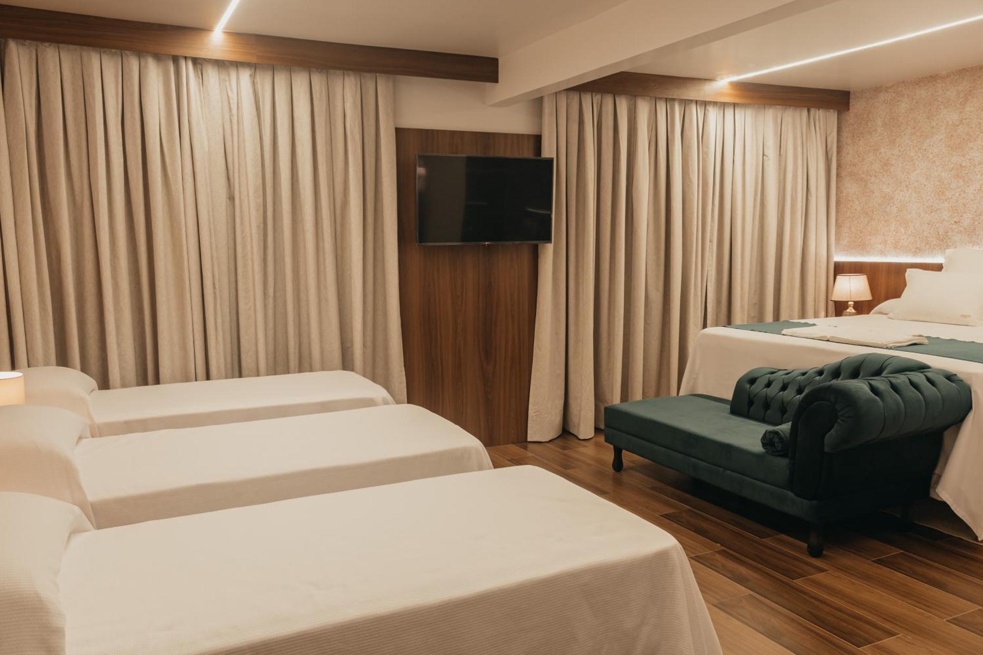 Hotel Cabana Suica غواراتوبا الغرفة الصورة