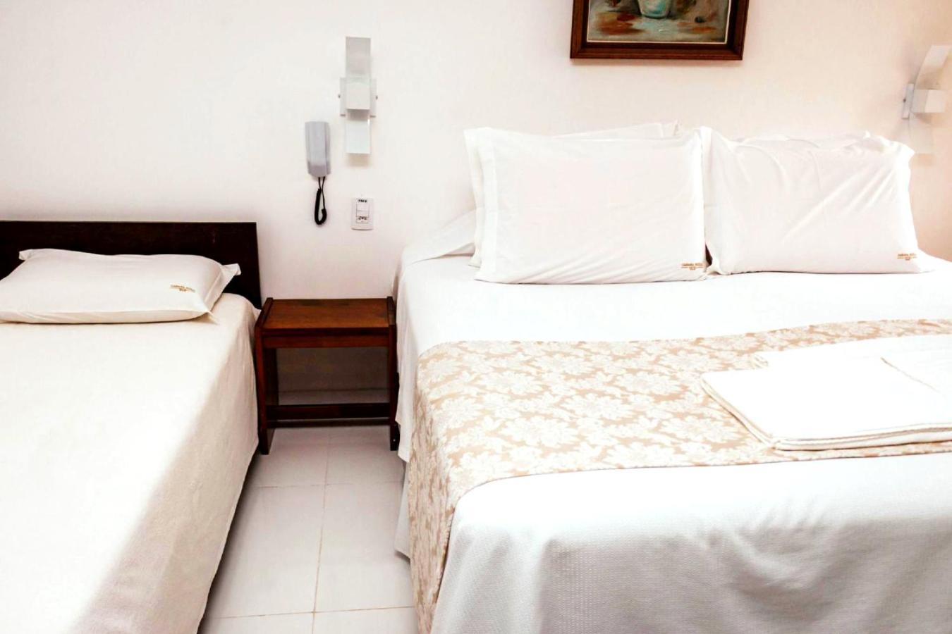 Hotel Cabana Suica غواراتوبا الغرفة الصورة