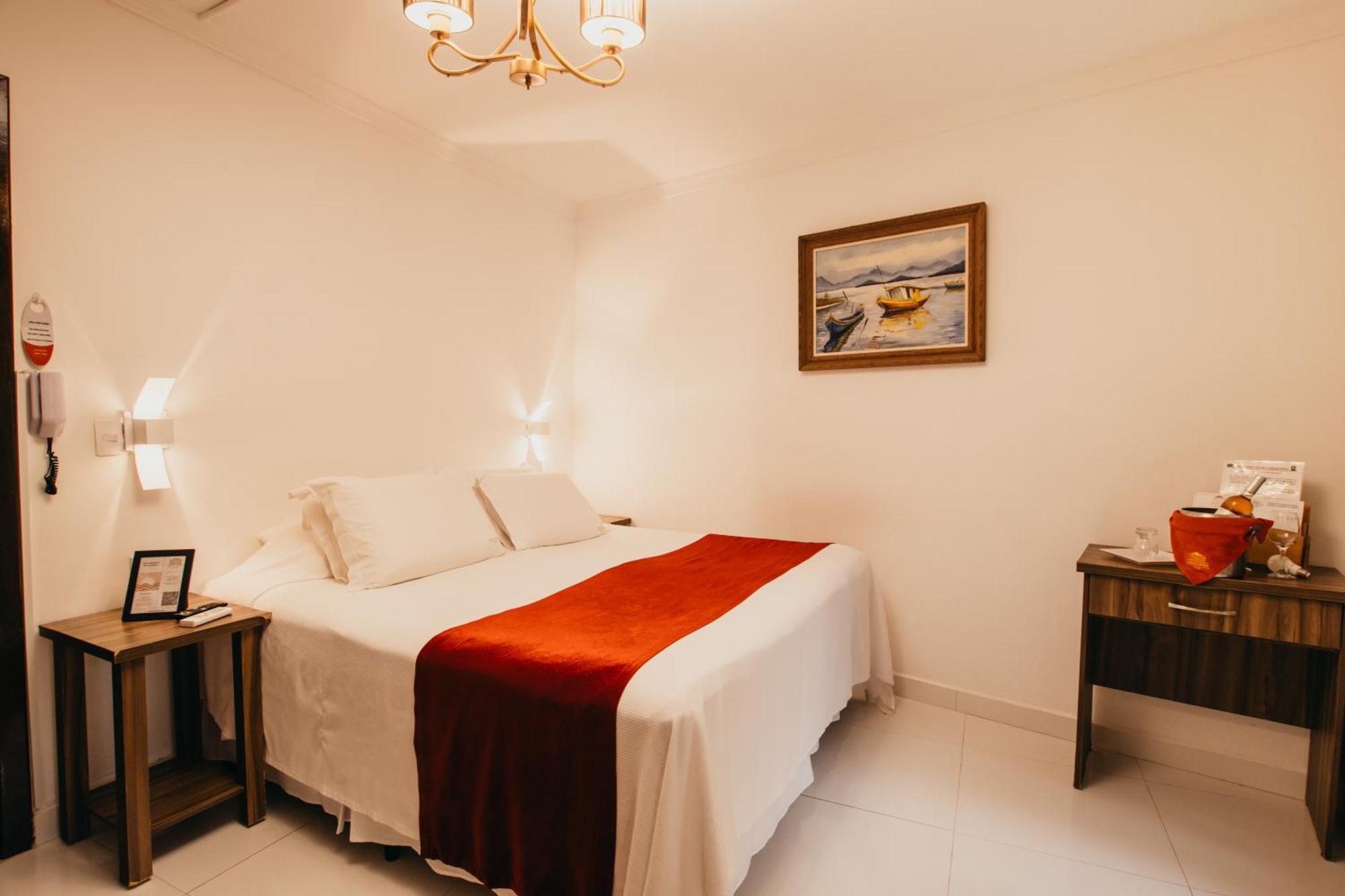 Hotel Cabana Suica غواراتوبا الغرفة الصورة